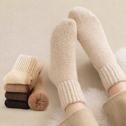 גרבי חורף עבות לנשים 5 זוגות חמות ונוחות למזג אוויר קר