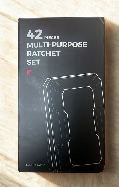 Professional, precise ratchet screwdriver with two-way magnetic mechanism, smart tool set for home and electronics repairs